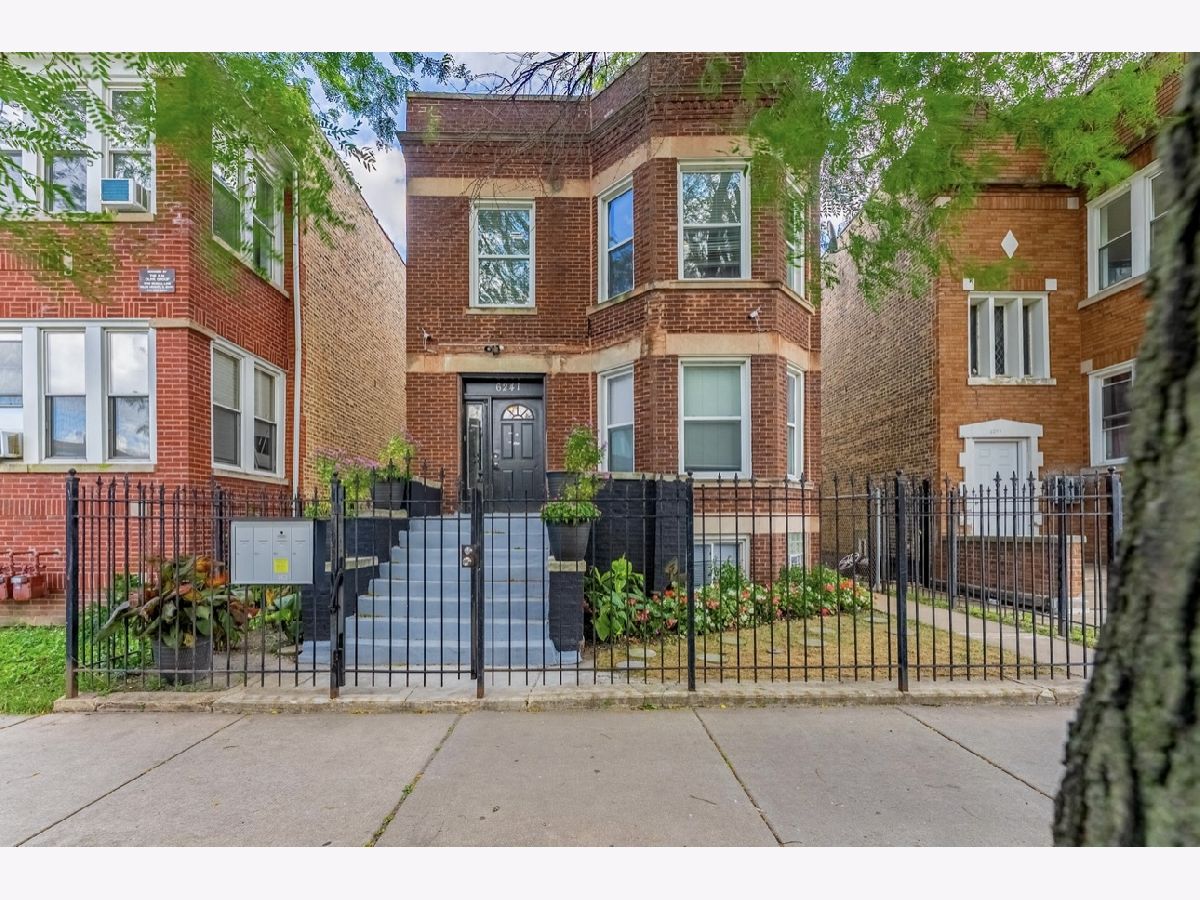  Rented Chicago Illinois, 6241 Troy