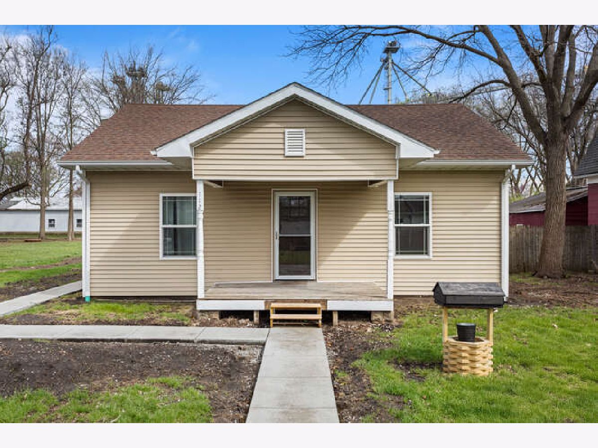  For Sale Seymour Illinois, 112 Center Street
