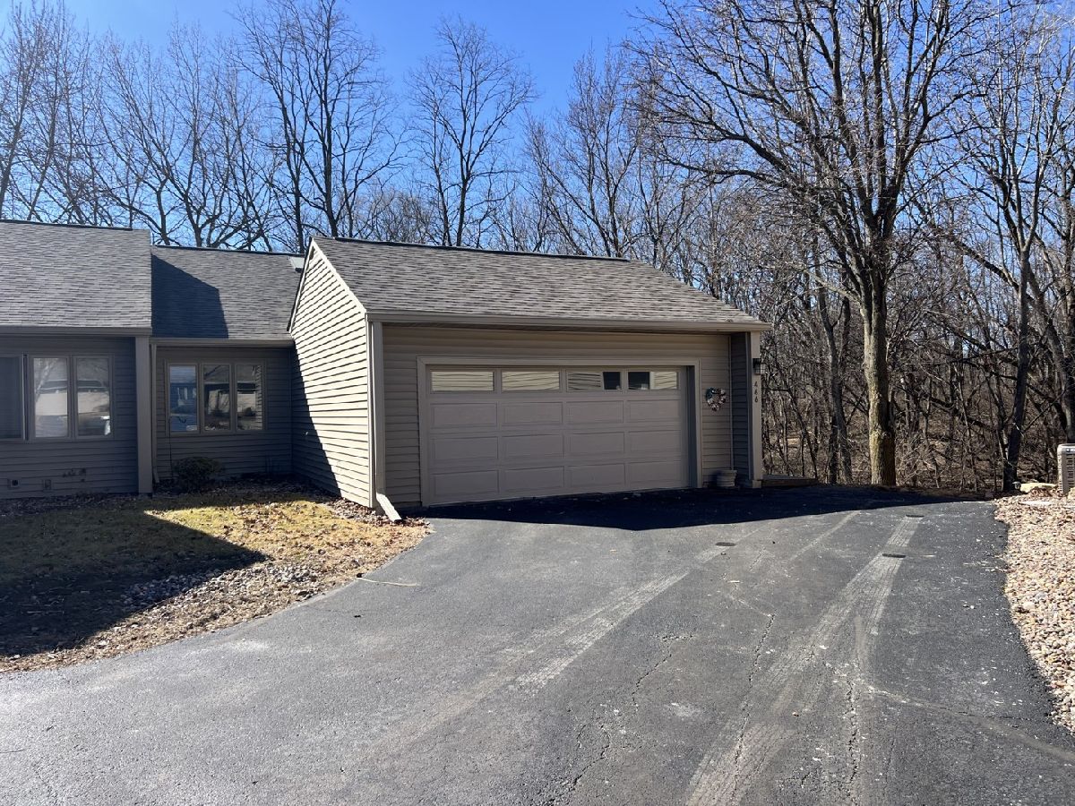  For Sale East Moline Illinois, 466 44th Ave Court