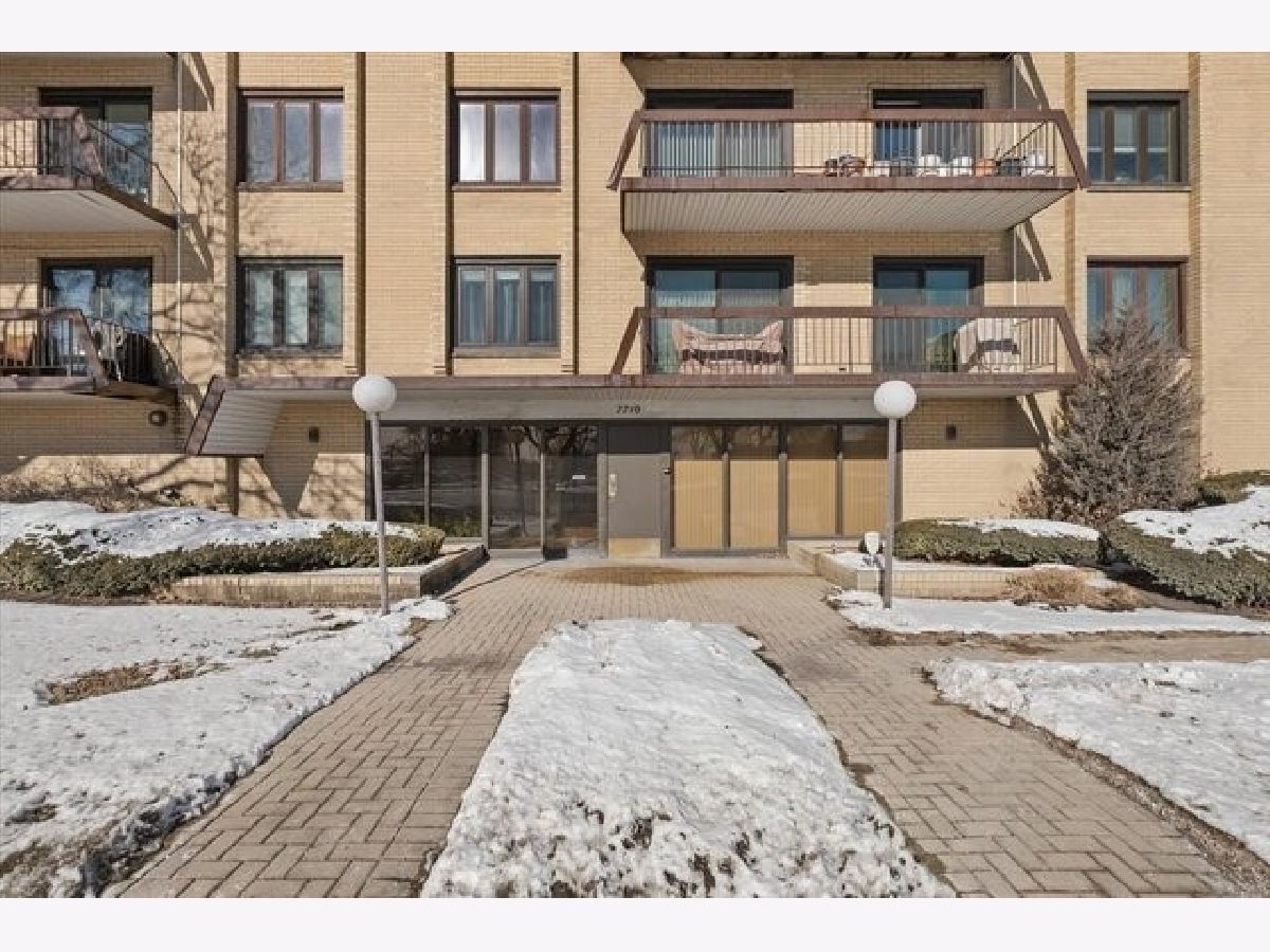  For Sale Morton Grove Illinois, 7710 Dempster Street