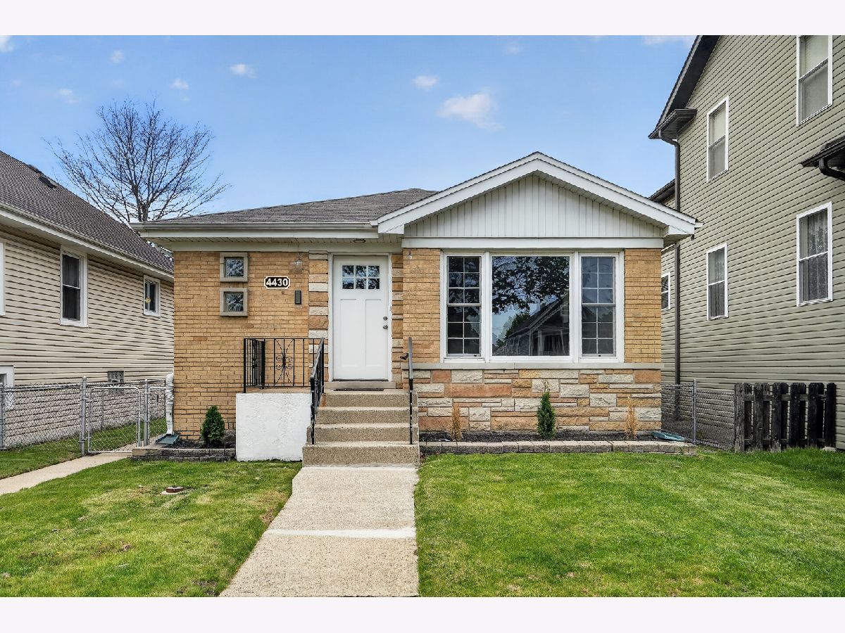  For Sale Chicago Illinois, 4430 Mulligan Avenue
