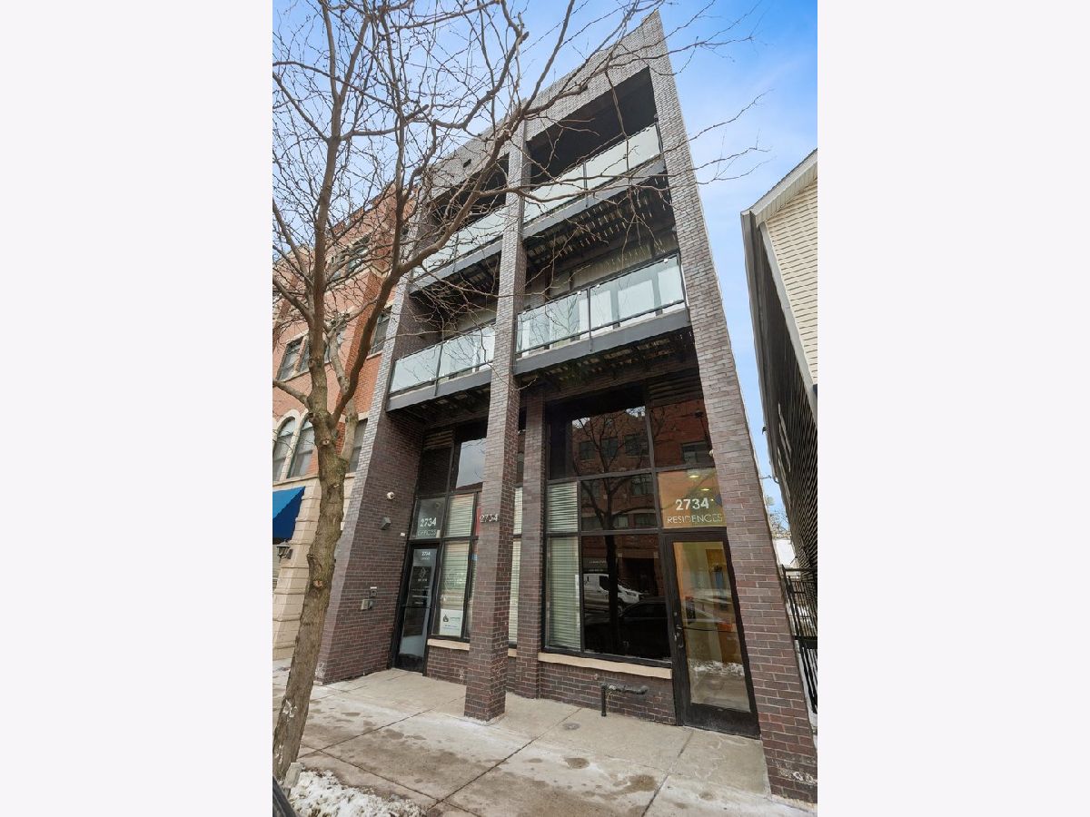  Rented Chicago Illinois, 2734 Lincoln