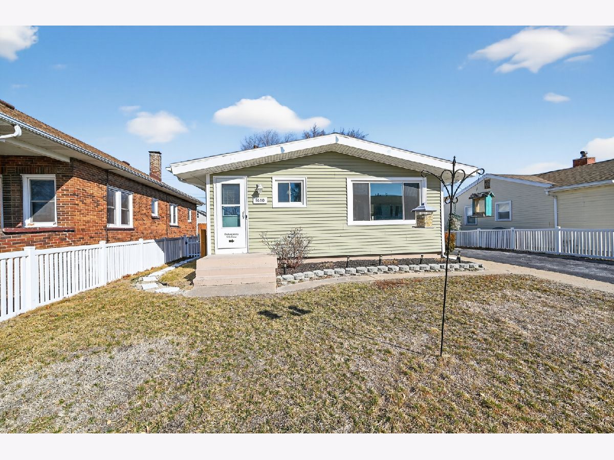  For Sale Ottawa Illinois, 1610 Huron Street