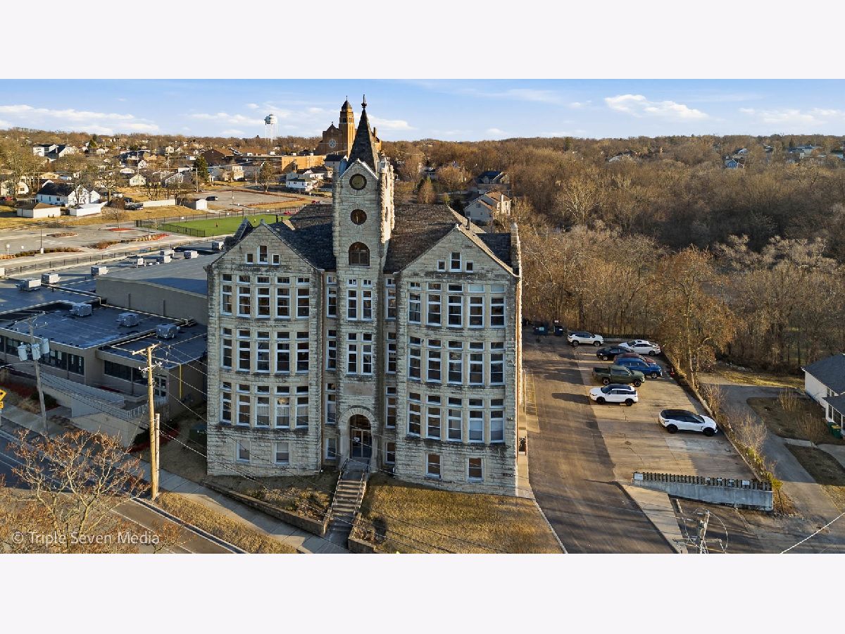  For Sale Lemont Illinois, 400 Mccarthy Road