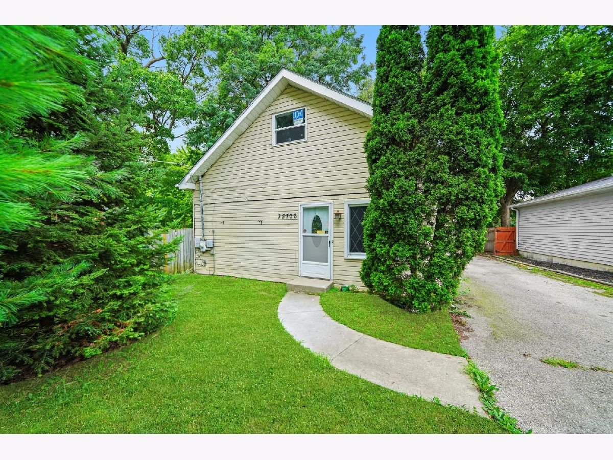  For Sale Ingleside Illinois, 35706 Benjamin Avenue