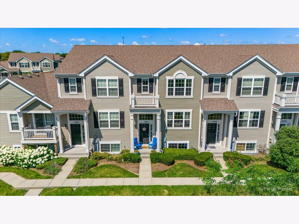  For Sale Pingree Grove Illinois, 1664 Ruby Drive