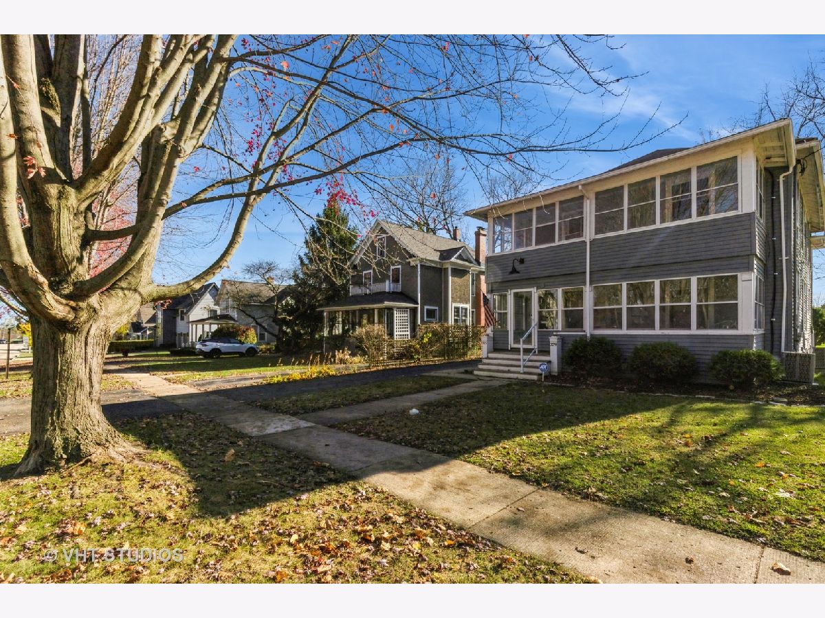  For Rent Libertyville Illinois, 329 Maple