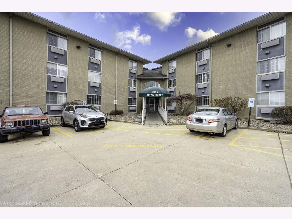  For Rent Waukegan Illinois, 3305 Sunset