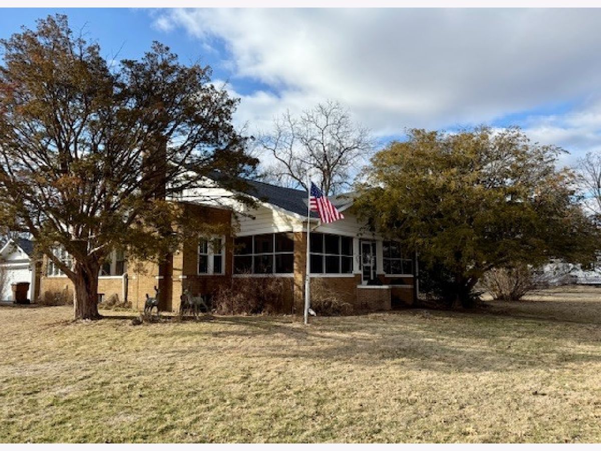  For Sale Fisher Illinois, 203 First Street