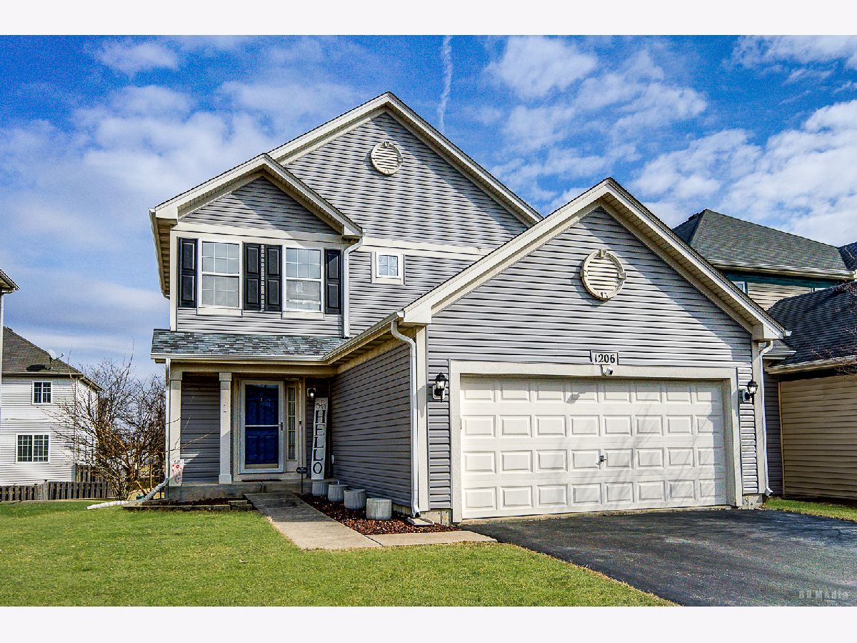  For Sale Joliet Illinois, 1206 Violet Lane