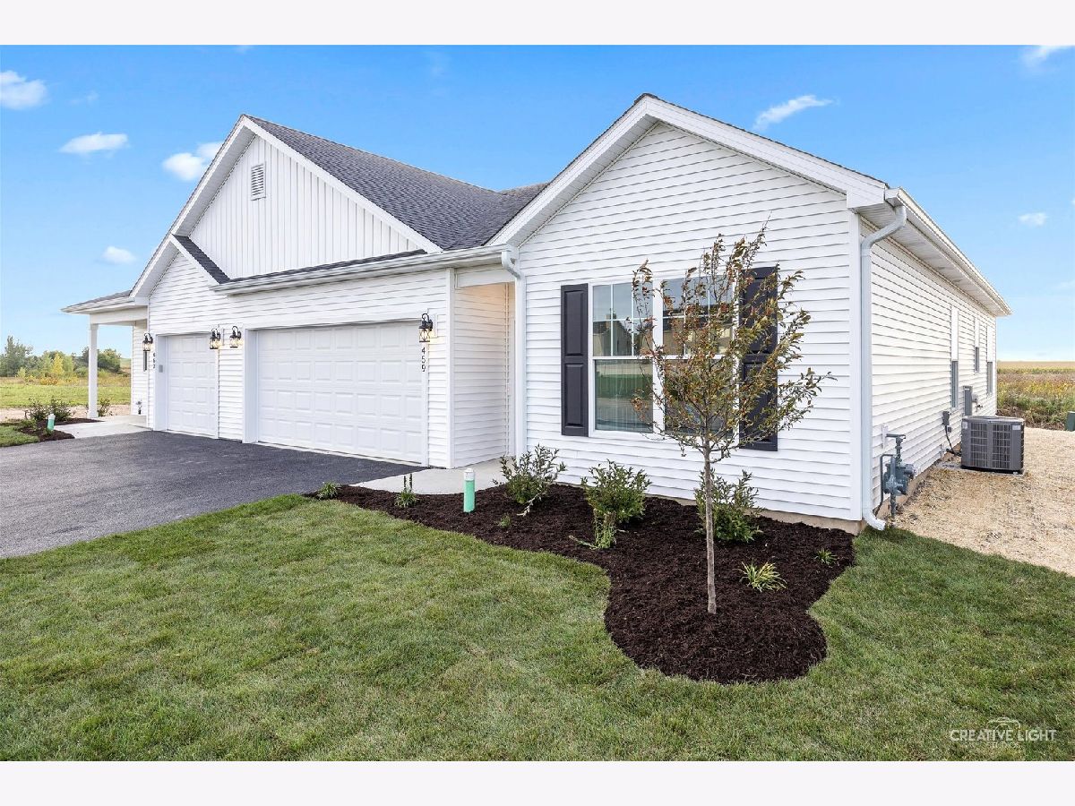  For Sale Cortland Illinois, 448 Preston Street