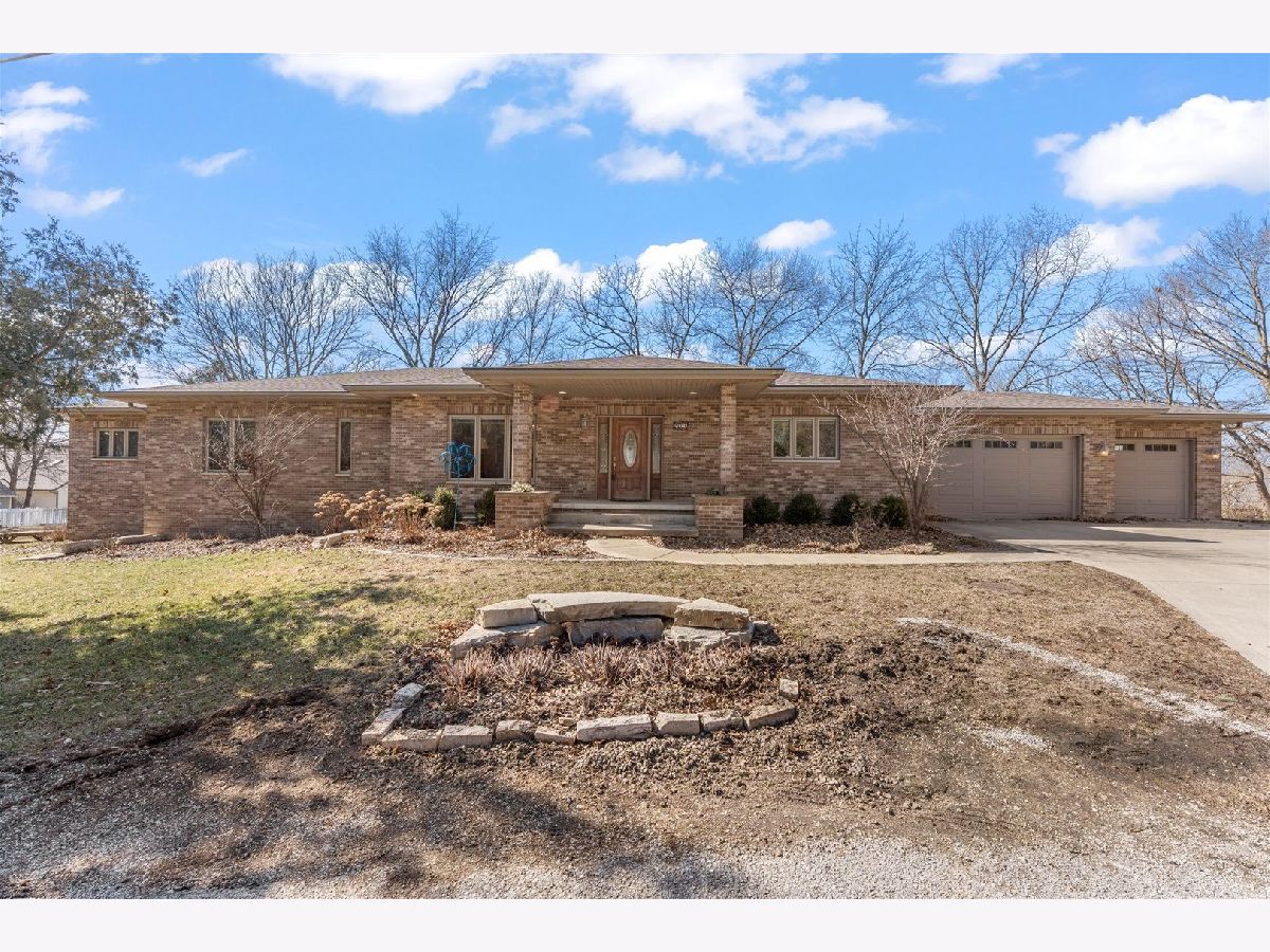  For Sale Mahomet Illinois, 811 Sunset Drive