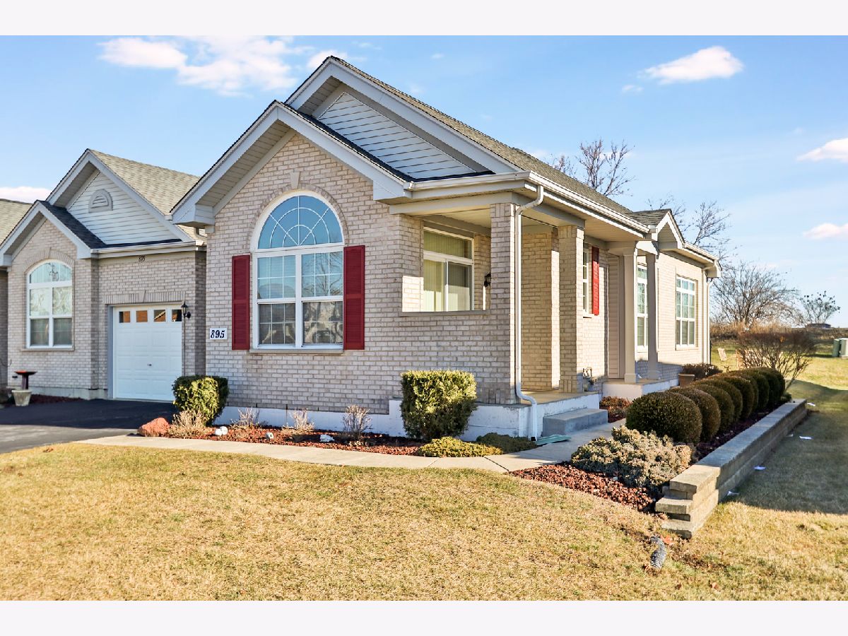 Homes & Townhomes For Sale Grand Reserve Algonquin Illinois, 895 Eineke Boulevard