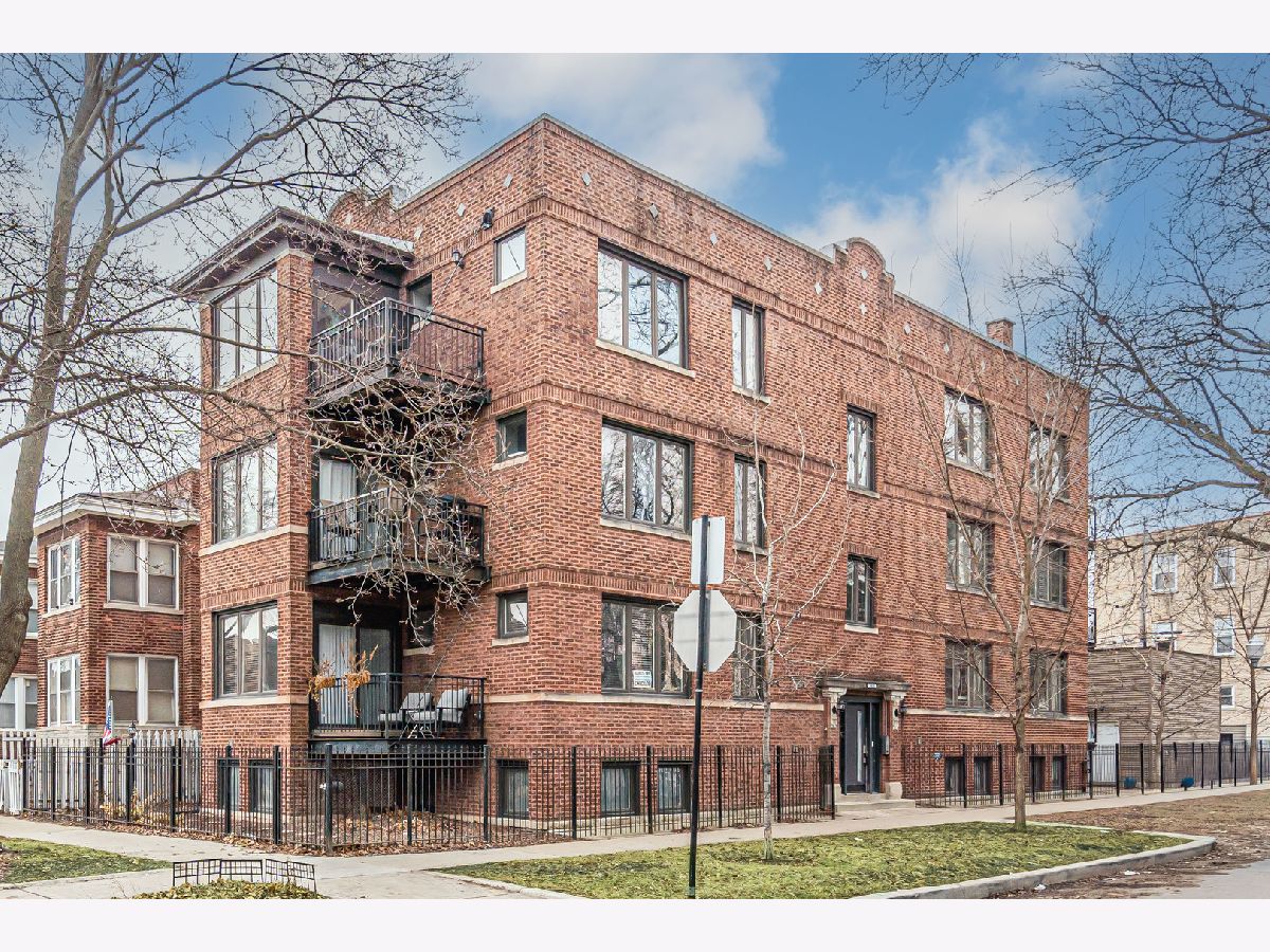  For Sale Chicago Illinois, 3435 Sunnyside Avenue