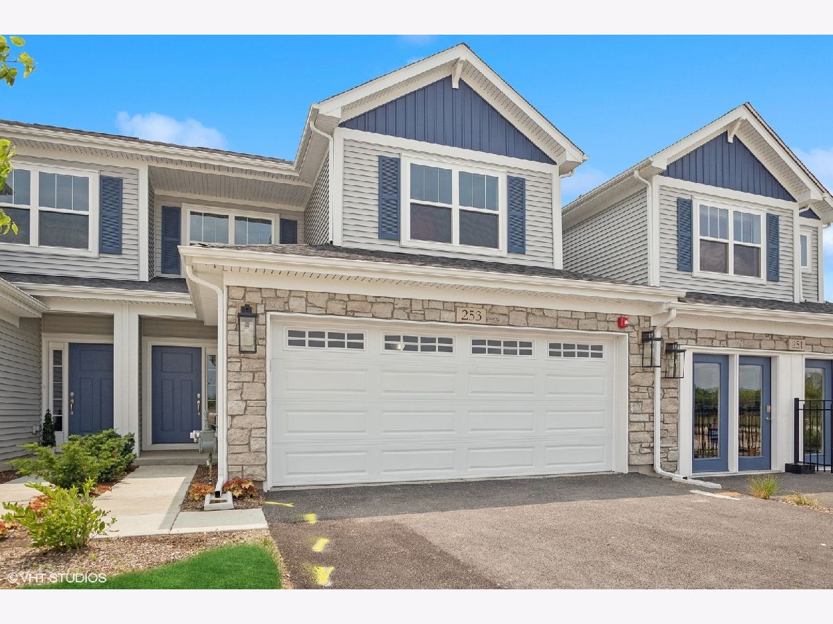  For Sale Addison Illinois, 276 Masters Drive