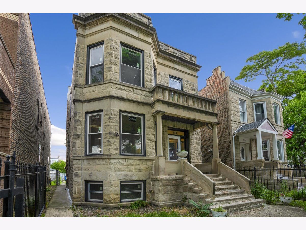  For Rent Chicago Illinois, 220 Lamon