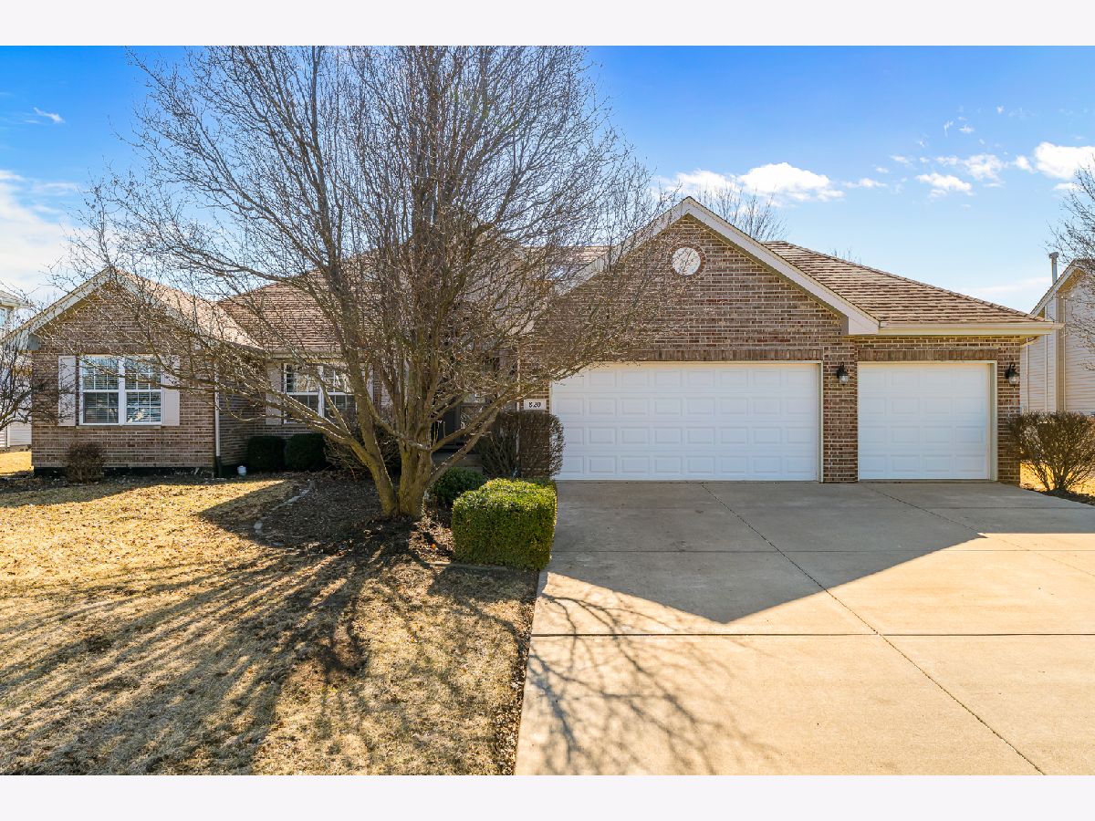  For Sale Peotone Illinois, 820 Locust Lane