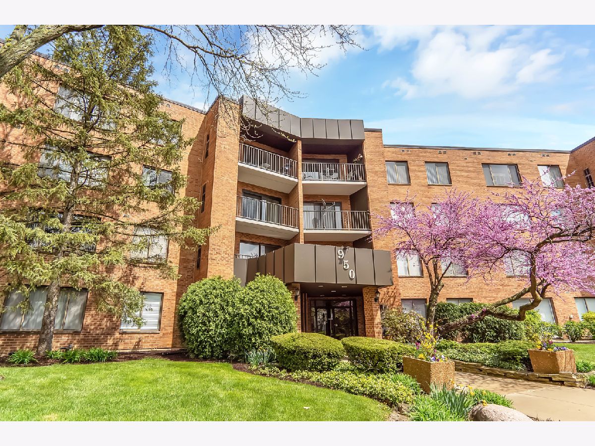  For Sale Palatine Illinois, 950 Wilmette Road