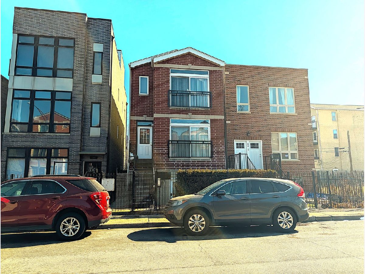  Rented Chicago Illinois, 515 Campbell