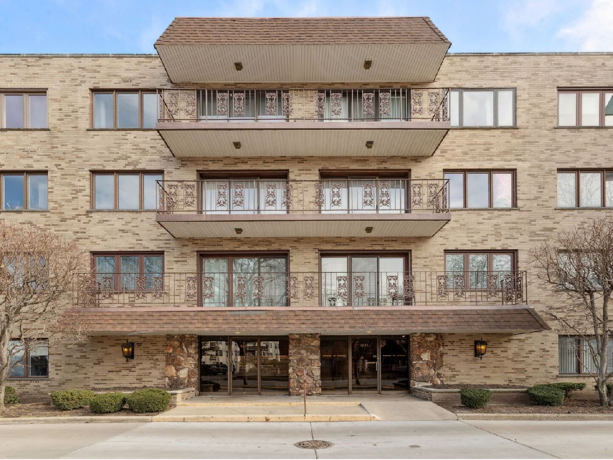  For Sale Skokie Illinois, 8225 Niles Center Road