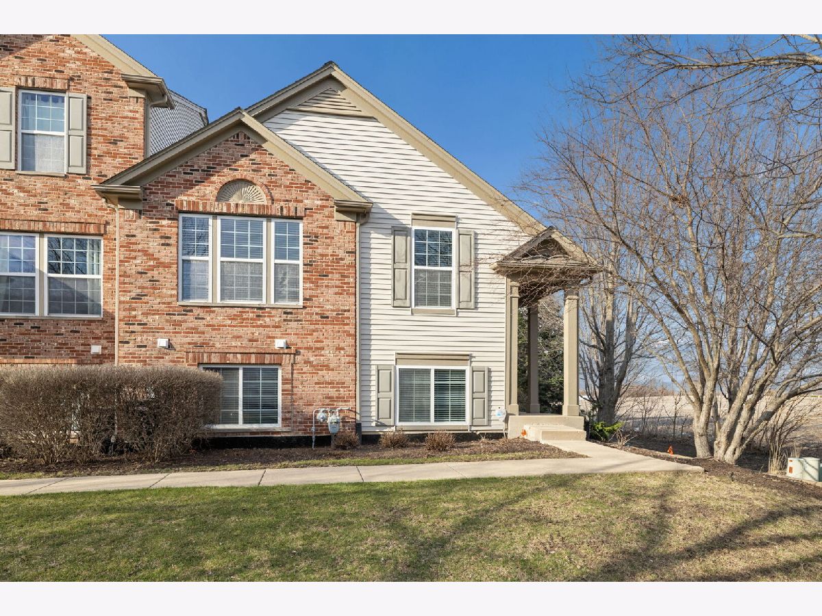  For Sale Oswego Illinois, 460 Valentine Way