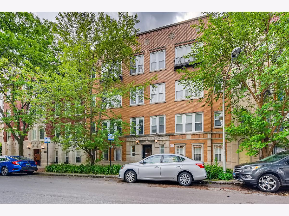  For Sale Chicago Illinois, 6812 Wayne Avenue