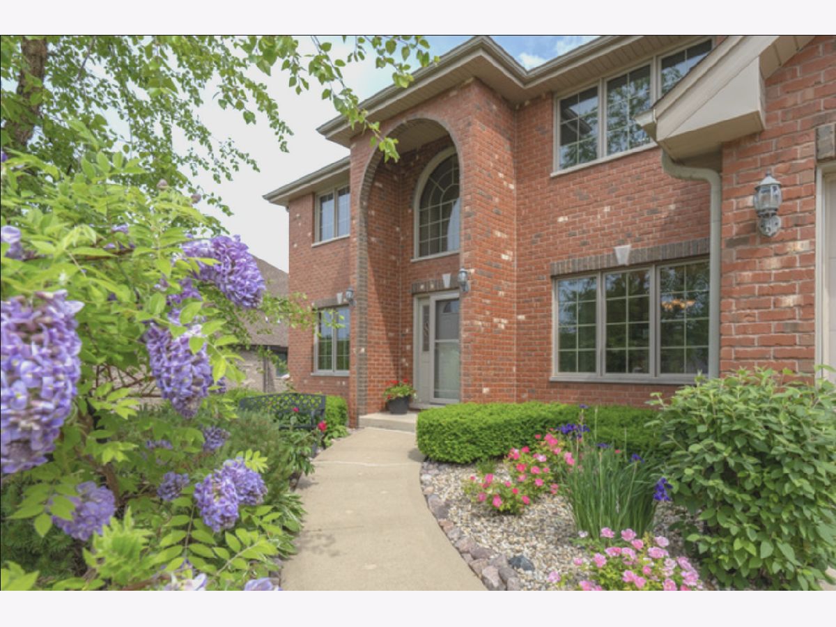  For Sale Mokena Illinois, 12002 Ashbrook Lane