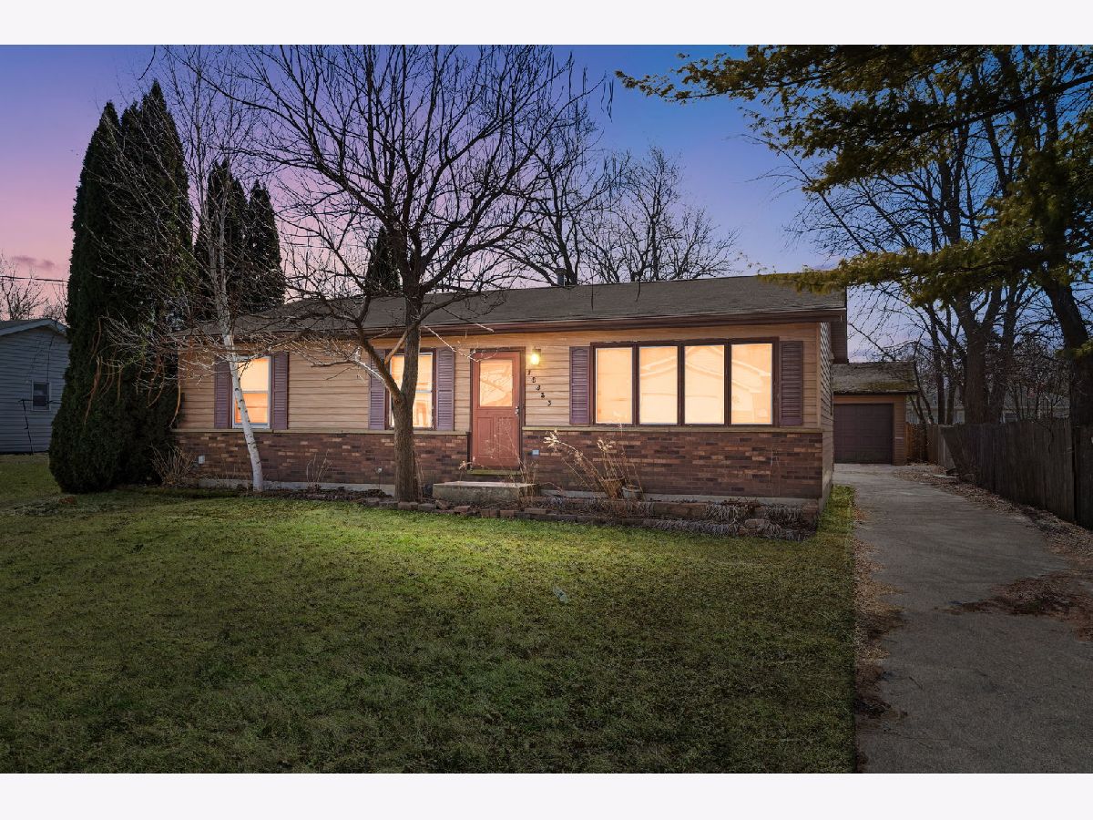 Homes For Sale Greenbay Terrace Beach Park Illinois, 10435 Chaplin Avenue