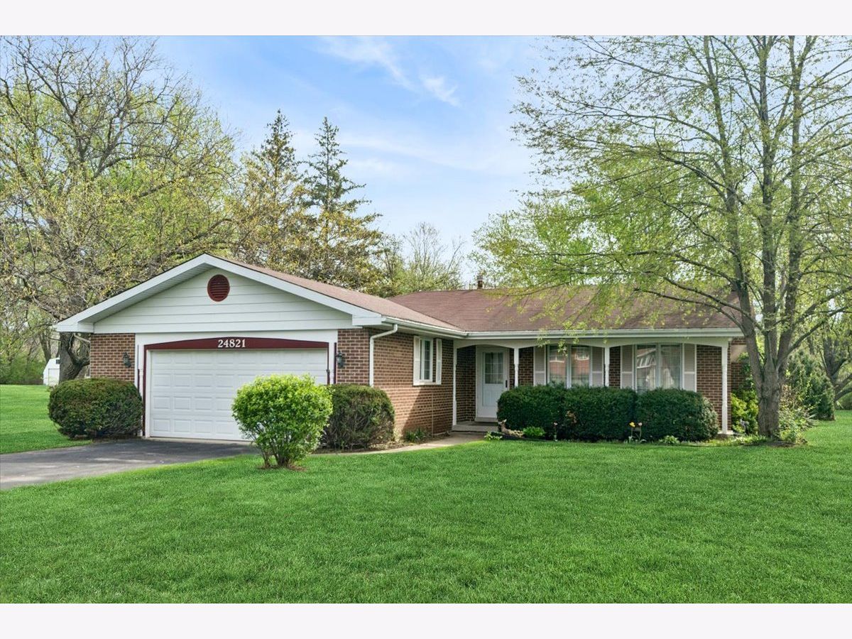  For Sale Crete Illinois, 24821 Michaels Street