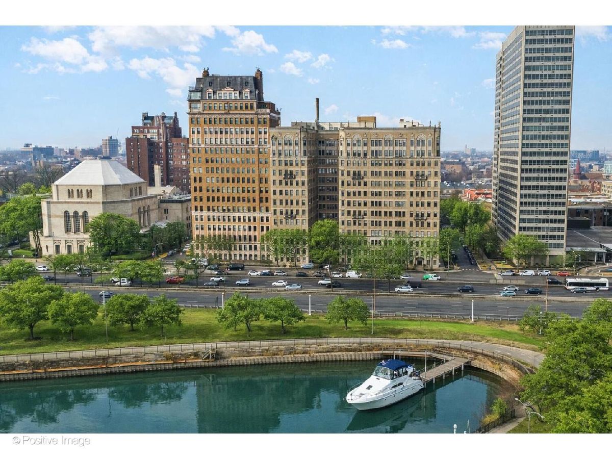  For Sale Chicago Illinois, 3500 Lake Shore Drive