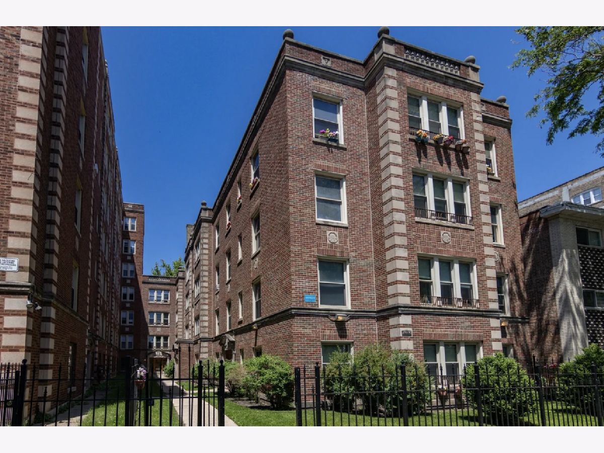  Rented Chicago Illinois, 1626 Sherwin