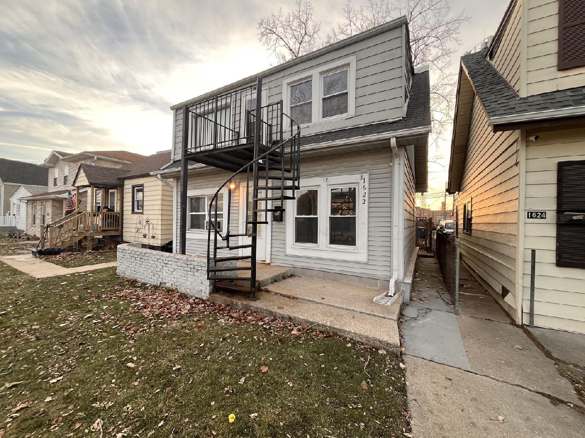  Rented Stone Park Illinois, 1622 40th