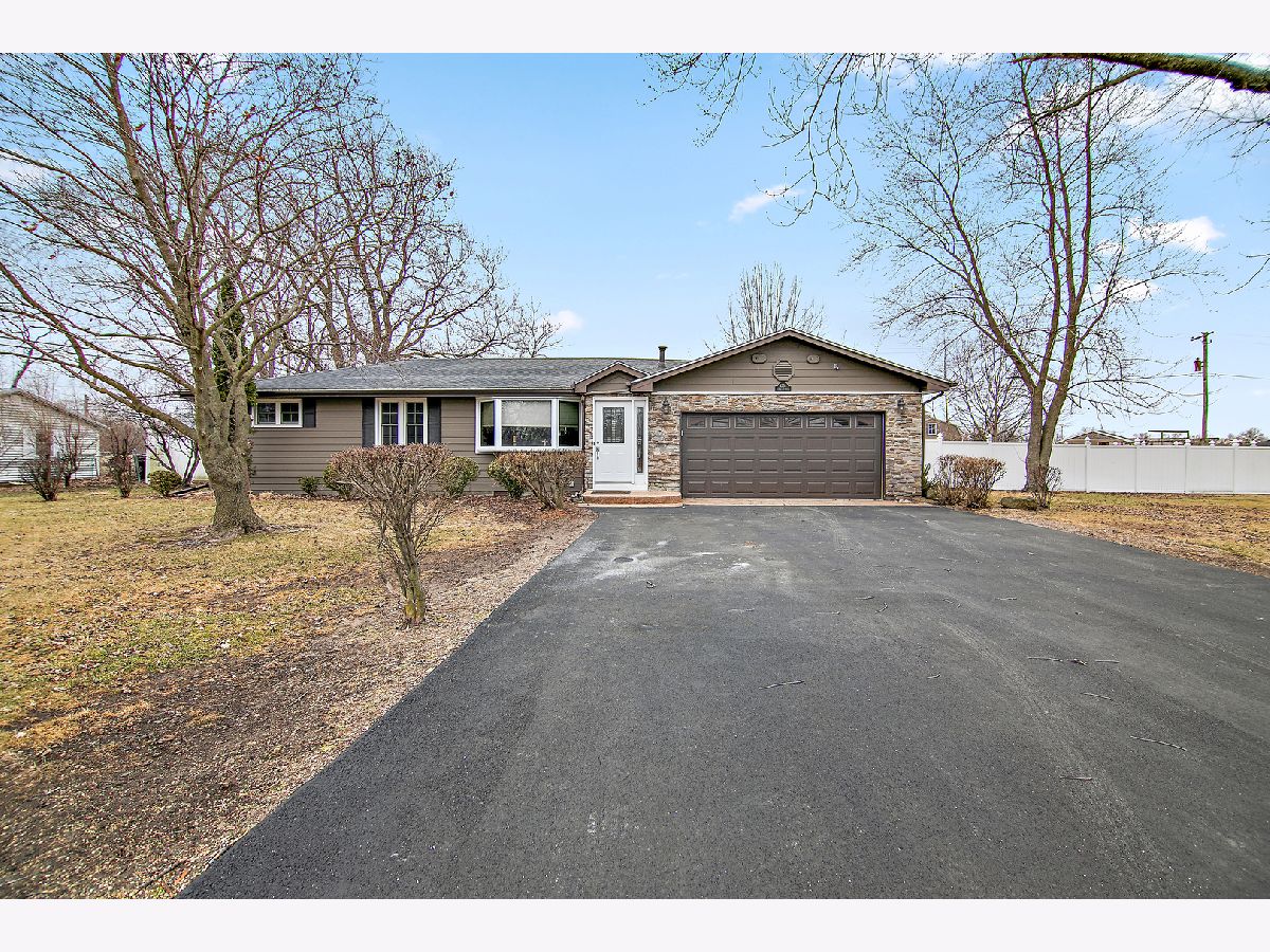  For Sale Kankakee Illinois, 4754 Hilltop Drive