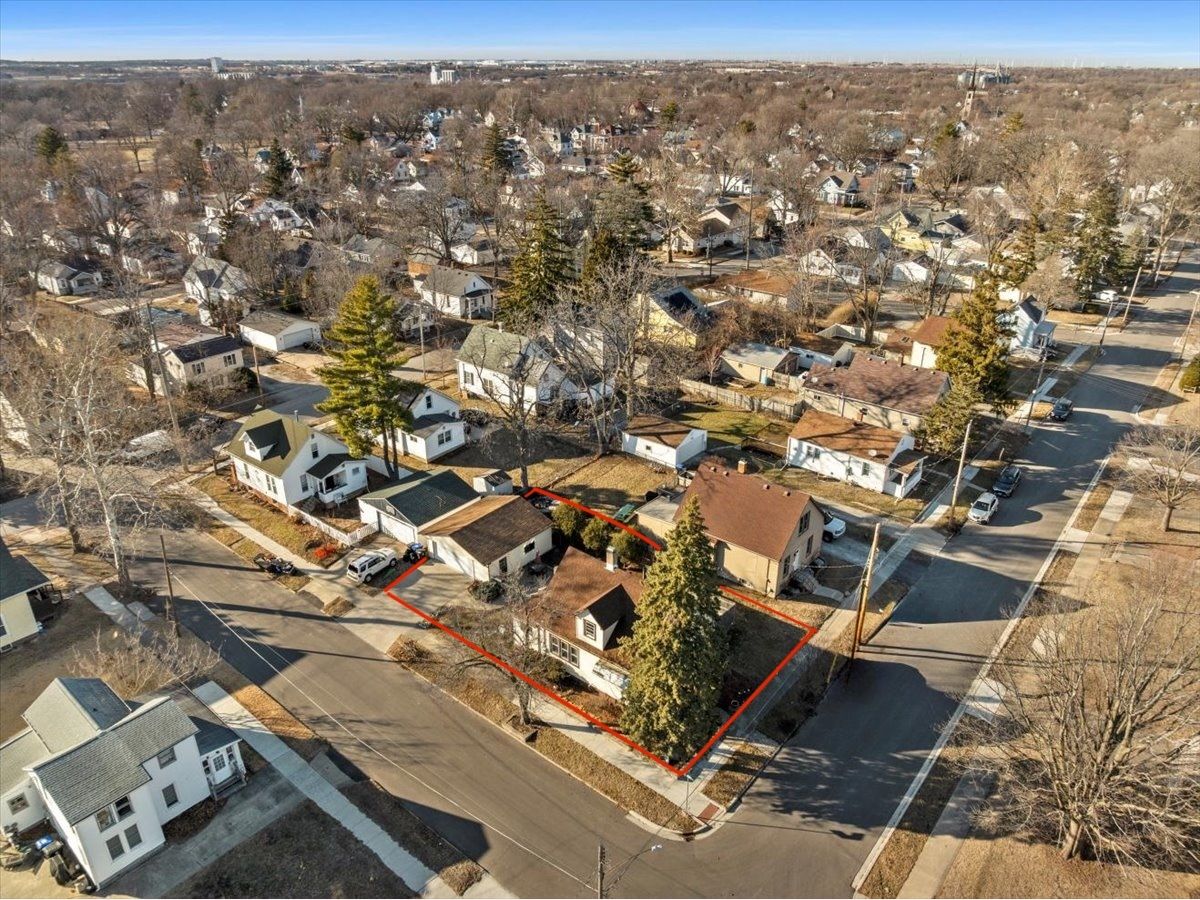  For Sale Bloomington Illinois, 1211 Lee Street