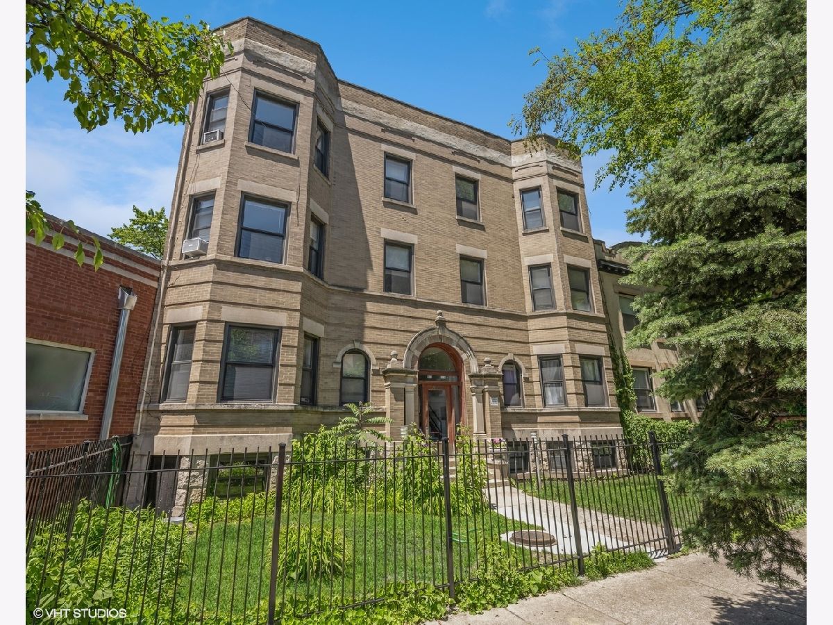  Rented Chicago Illinois, 5618 Winthrop