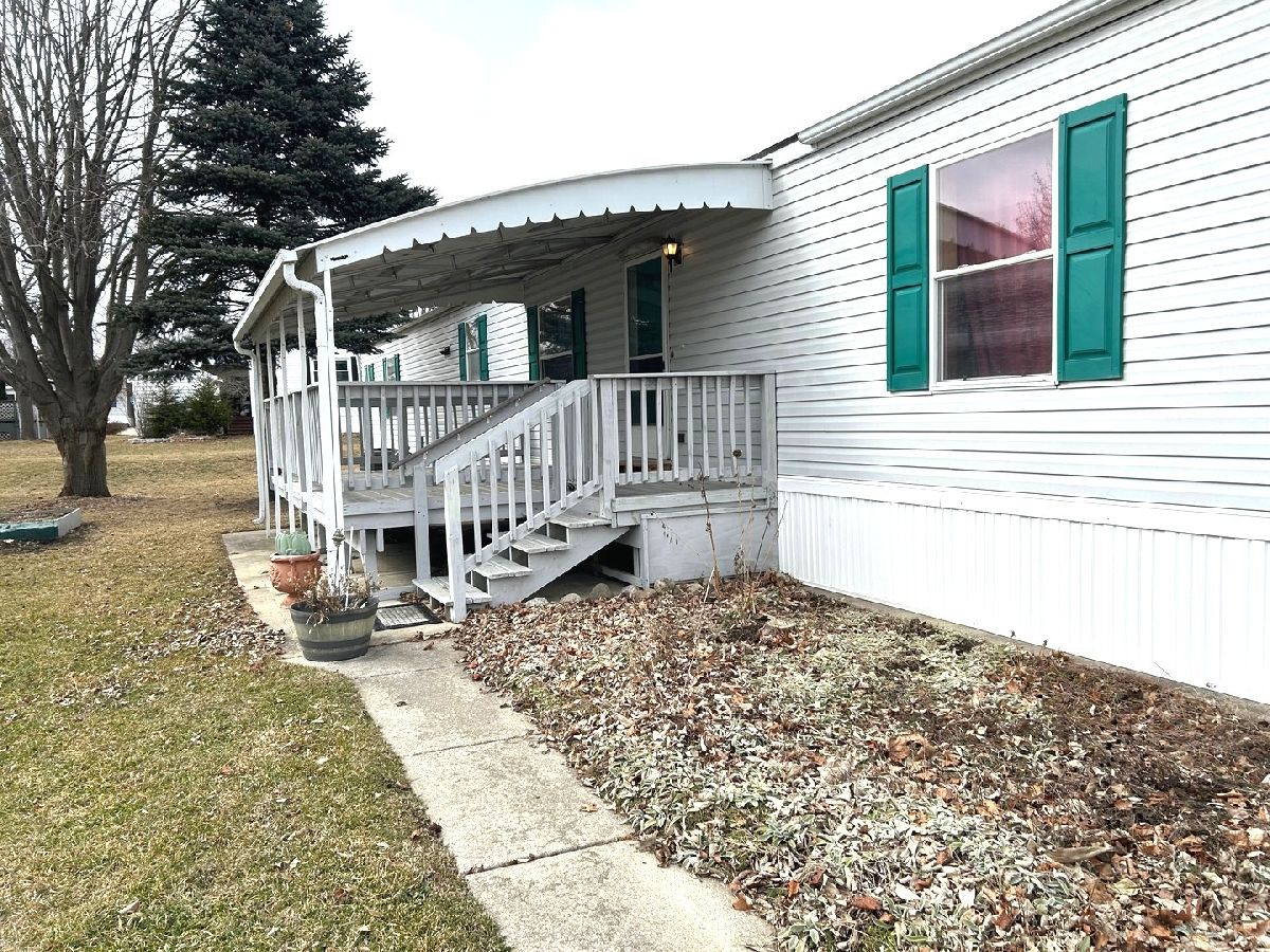  For Sale Bristol Wisconsin, 19900 128th Street