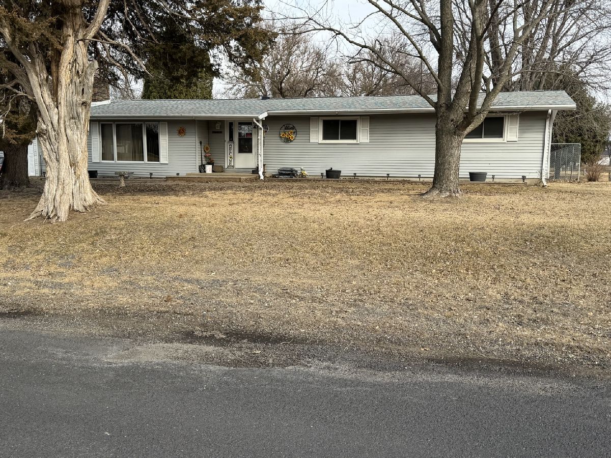  For Sale Rock Falls Illinois, 28355 Woodside Drive