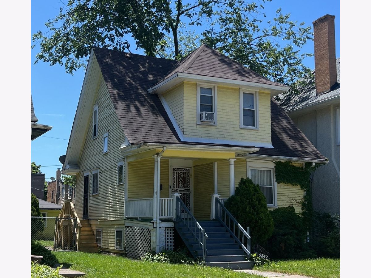  For Sale Chicago Illinois, 5847 Erie Street