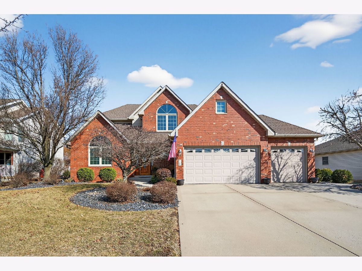  For Sale Minooka Illinois, 714 Joanne Drive