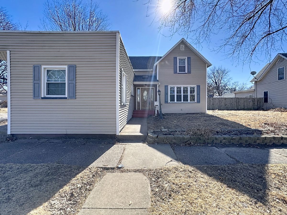 Homes For Sale Greims Moline Illinois, 848 20th Avenue