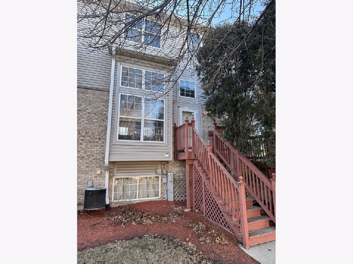  For Rent Addison Illinois, 647 Georgian
