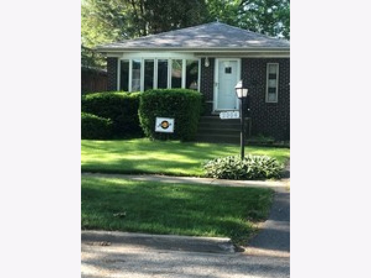  Rented Park Ridge Illinois, 2004 Milton