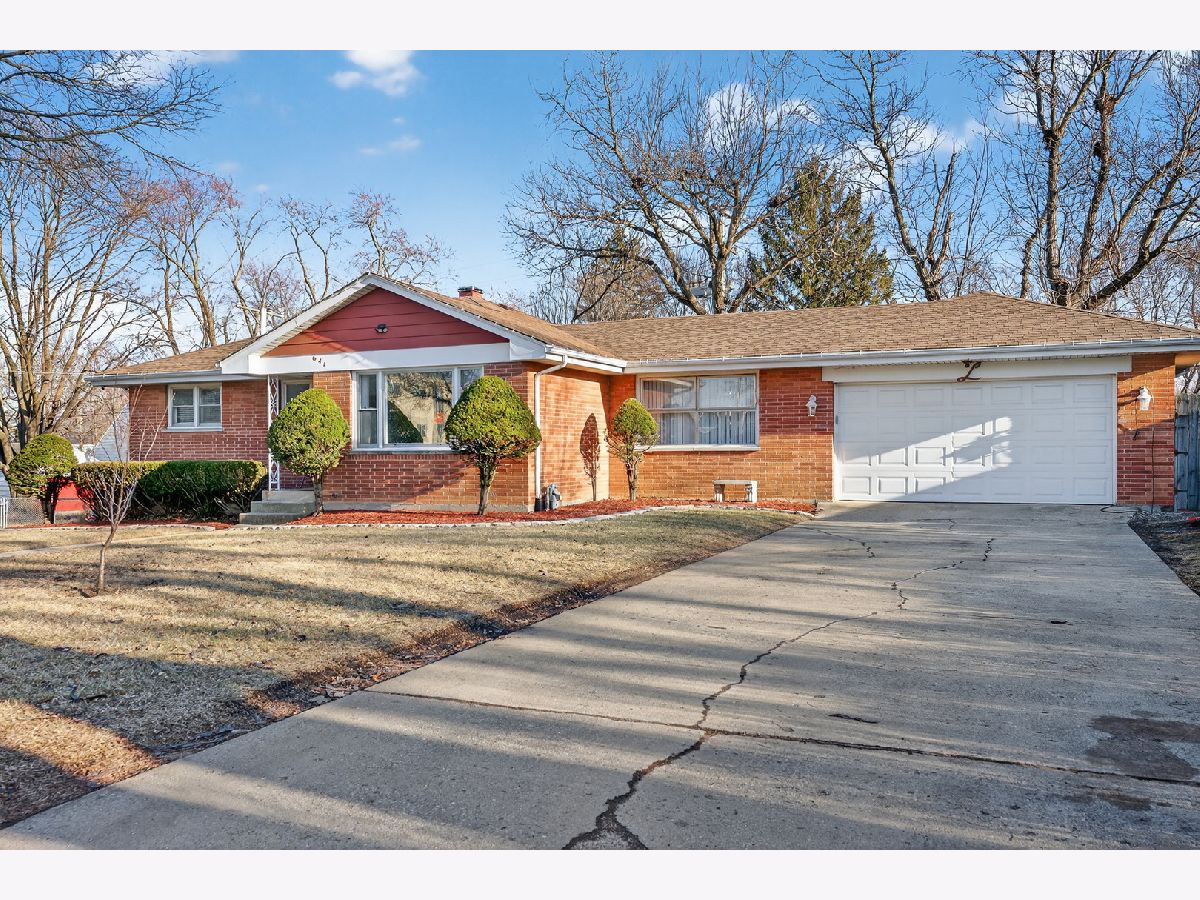  For Sale Mundelein Illinois, 641 Mckinley Avenue