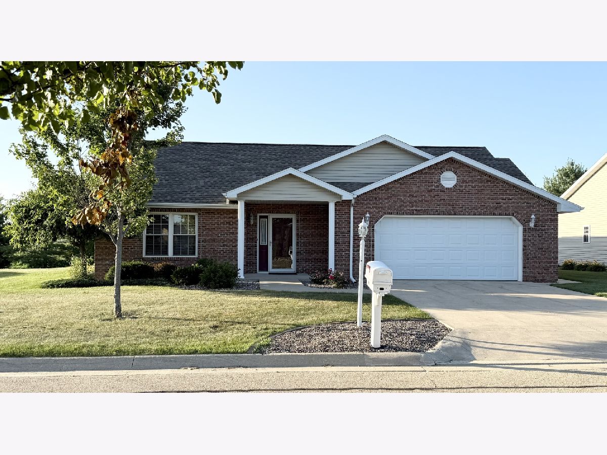  For Sale Princeton Illinois, 725 Independence Drive