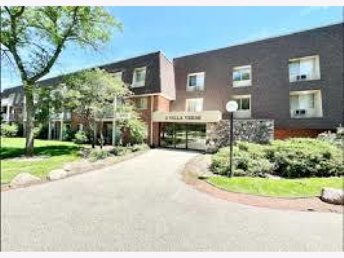  Rented Buffalo Grove Illinois, 3 Villa Verde