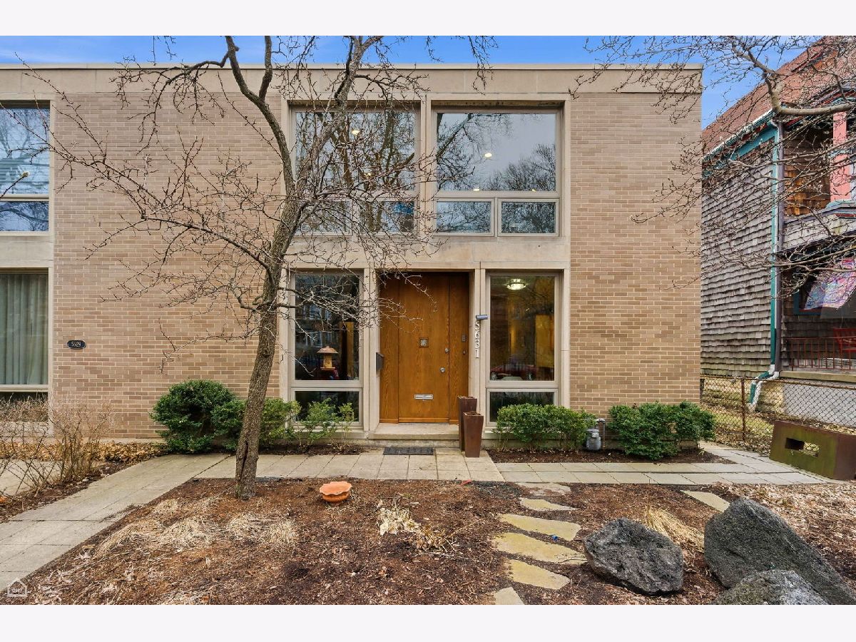  For Sale Chicago Illinois, 5631 Blackstone Avenue