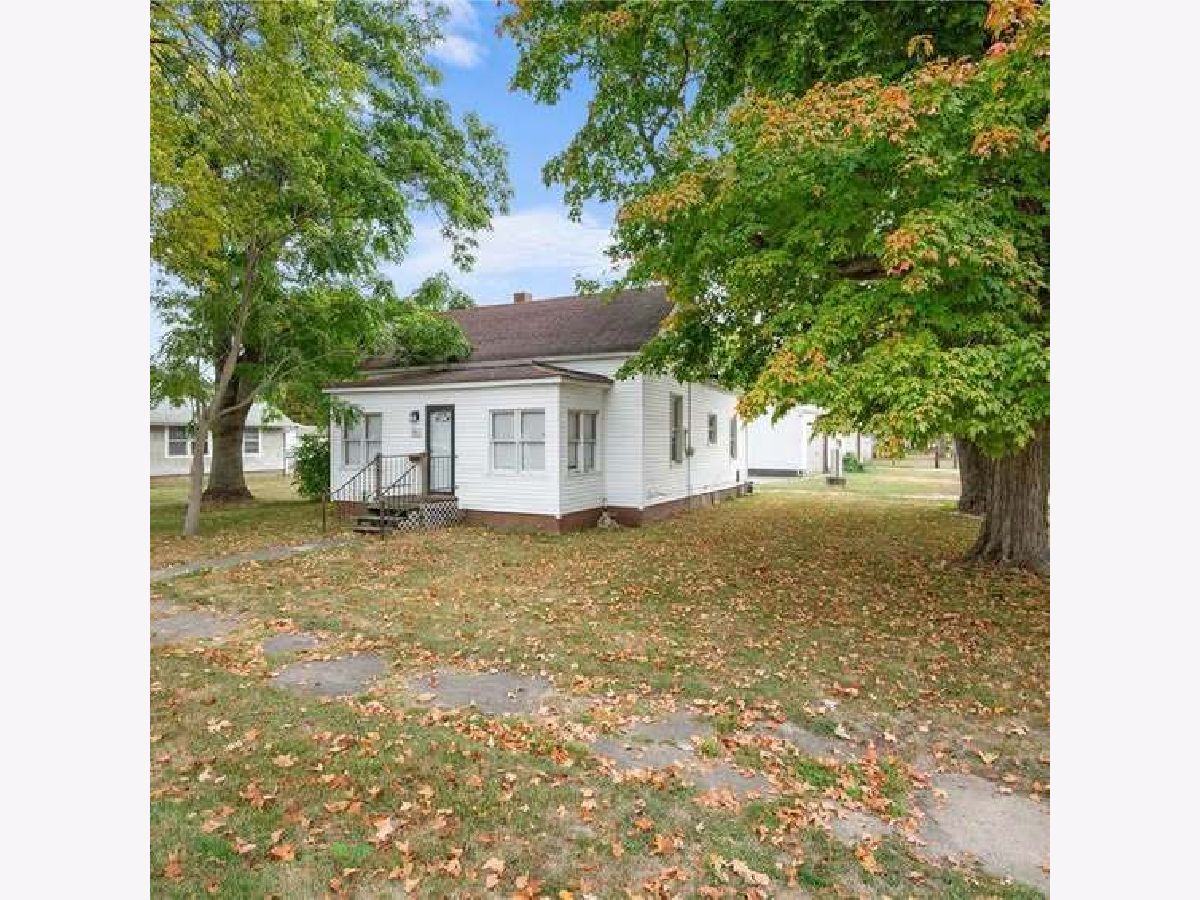  For Sale Chrisman Illinois, 221 Ohio Street