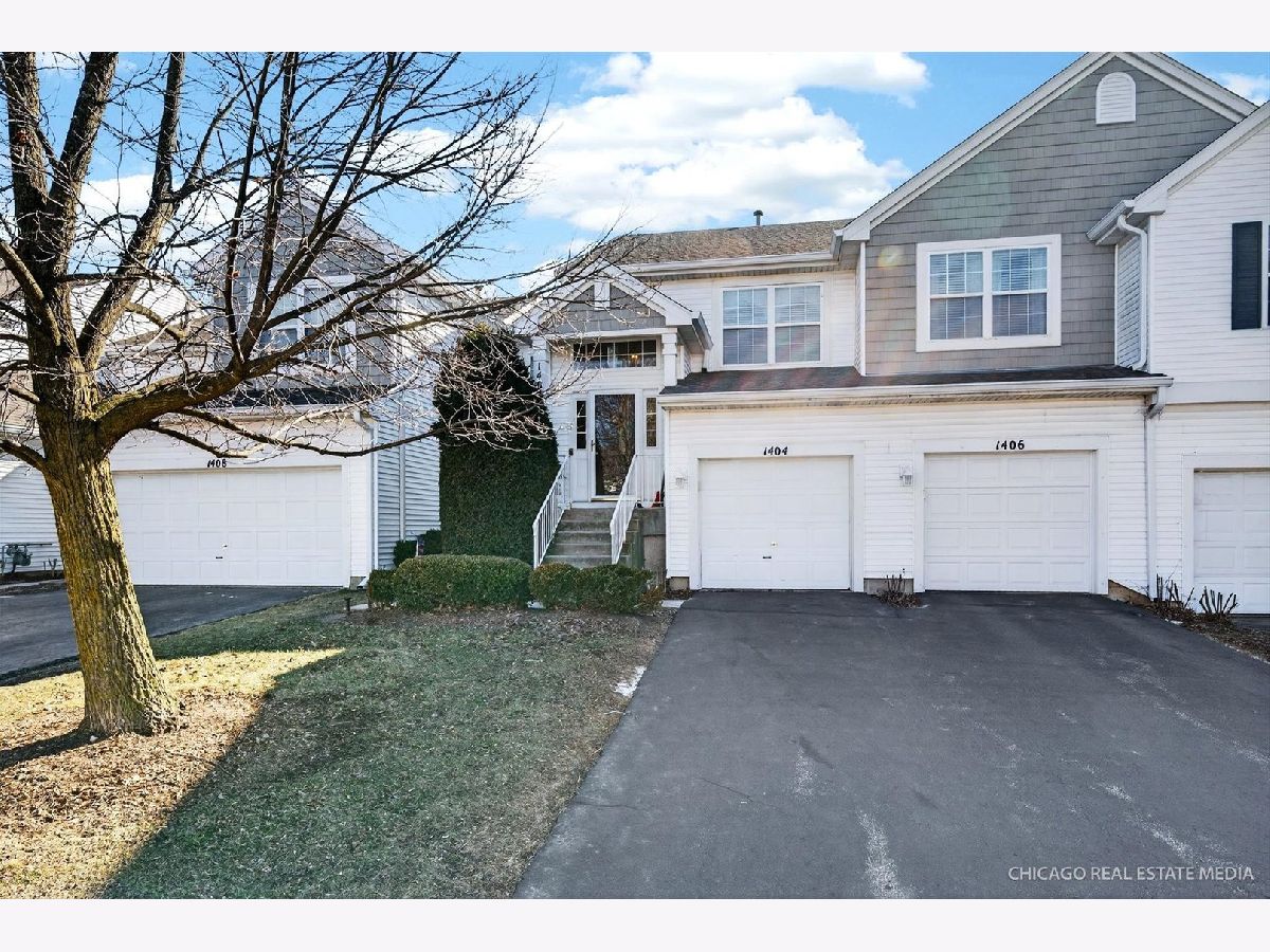  For Sale Carpentersville Illinois, 1404 Meadowsedge Lane
