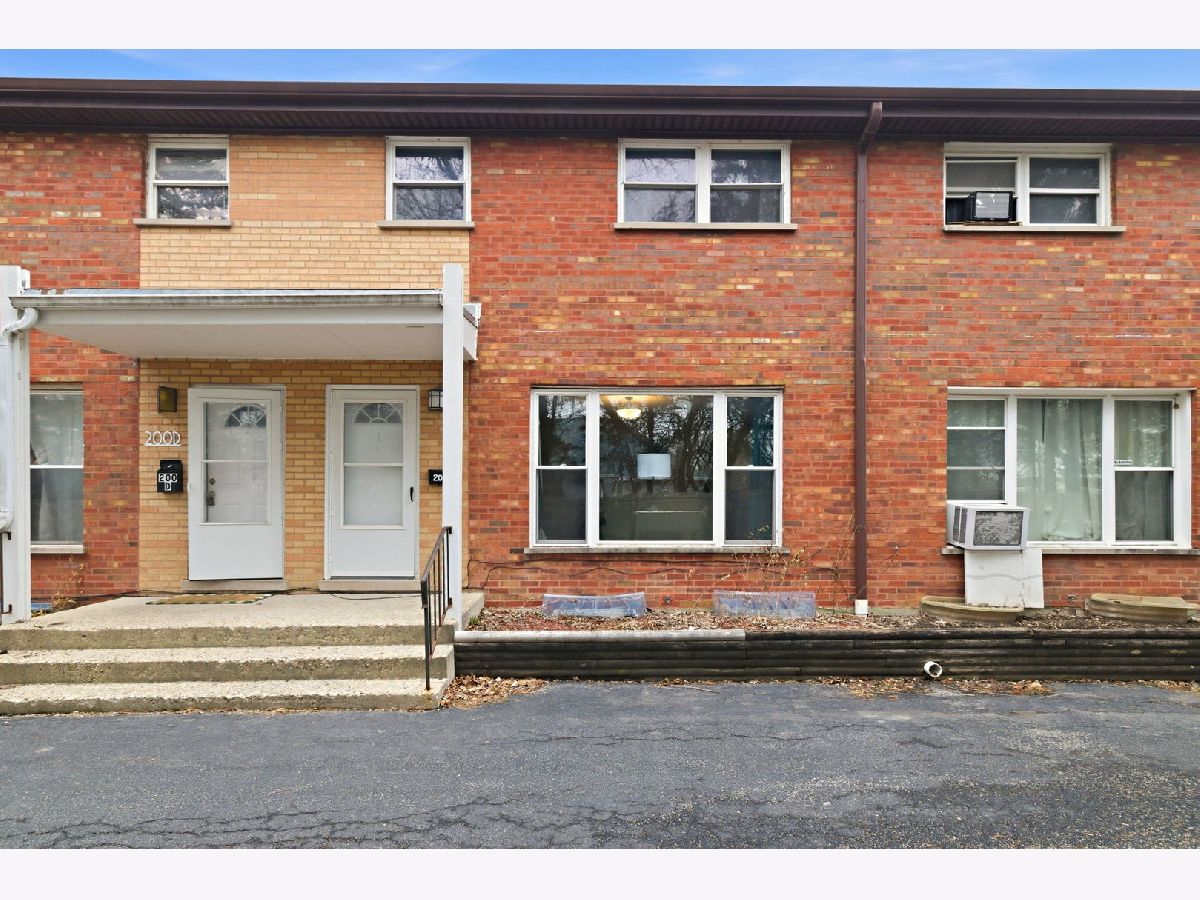  For Sale North Aurora Illinois, 200 Linn Court