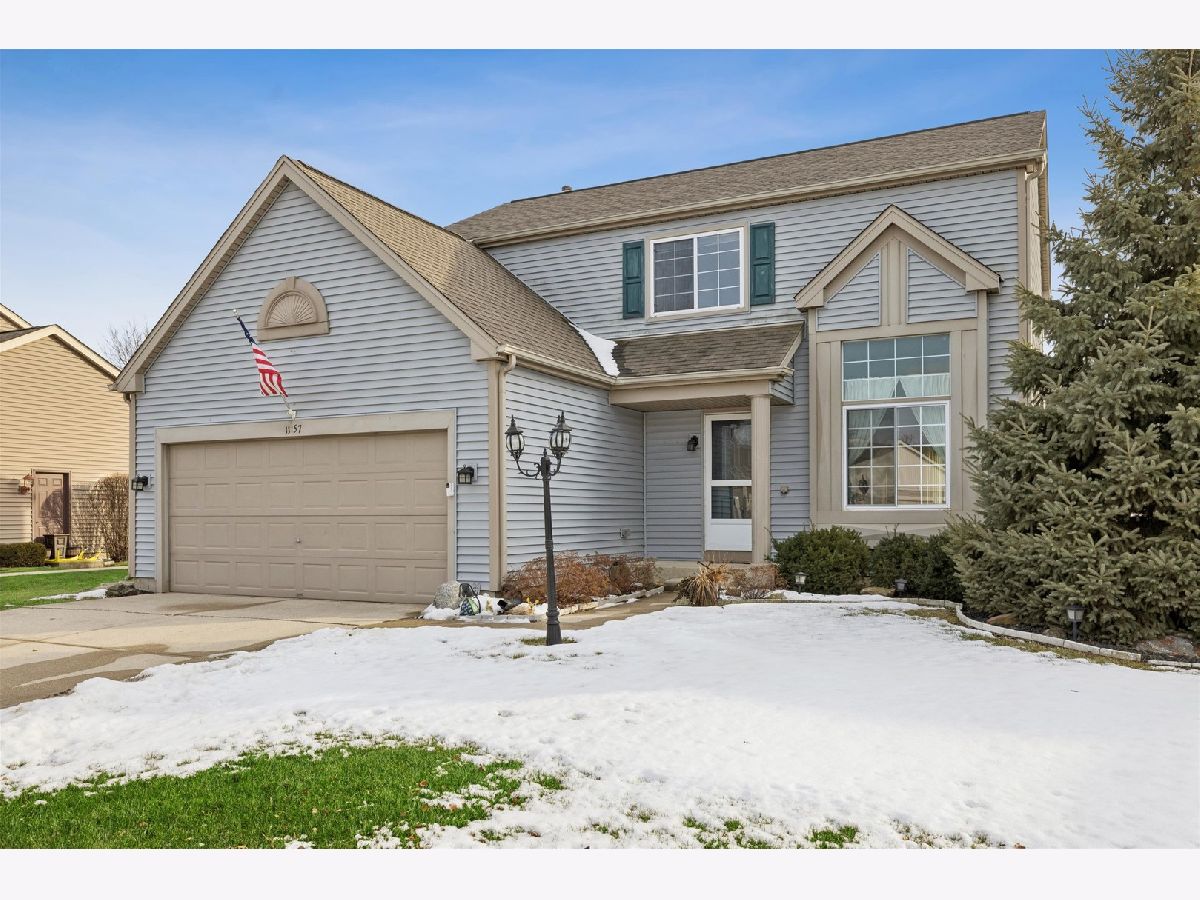 Townhomes & Condos & Homes For Sale Dawson Mill Algonquin Illinois, 1157 Sawmill Lane